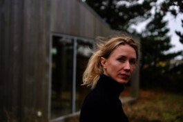 Lilli Berger Founder of VYVYT und farvel dem ersten virutellen 3D Erinnerungsraum